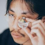 Brilliant Monocle: a compact monocle with display, camera, microphone and Bluetooth that turns any glasses into smart glasses