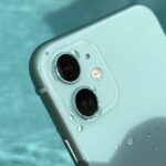 iPhone 11 è rimasto sul fondo del lago per un'intera settimana e ha continuato a funzionare
