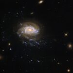 Priviți galaxia asemănătoare meduzei din imaginea Hubble