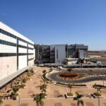 Intel investuje 25 miliard dolarů do rozšíření výroby polovodičů v Izraeli